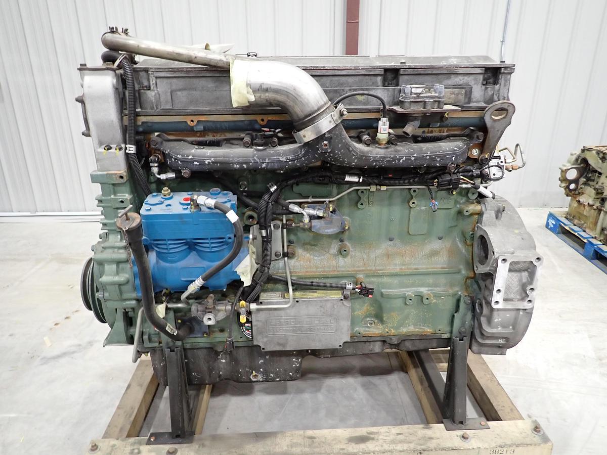 Refurbished 2003 Detroit Diesel 14 Liter Series 60 Truck Engine REBUILT!