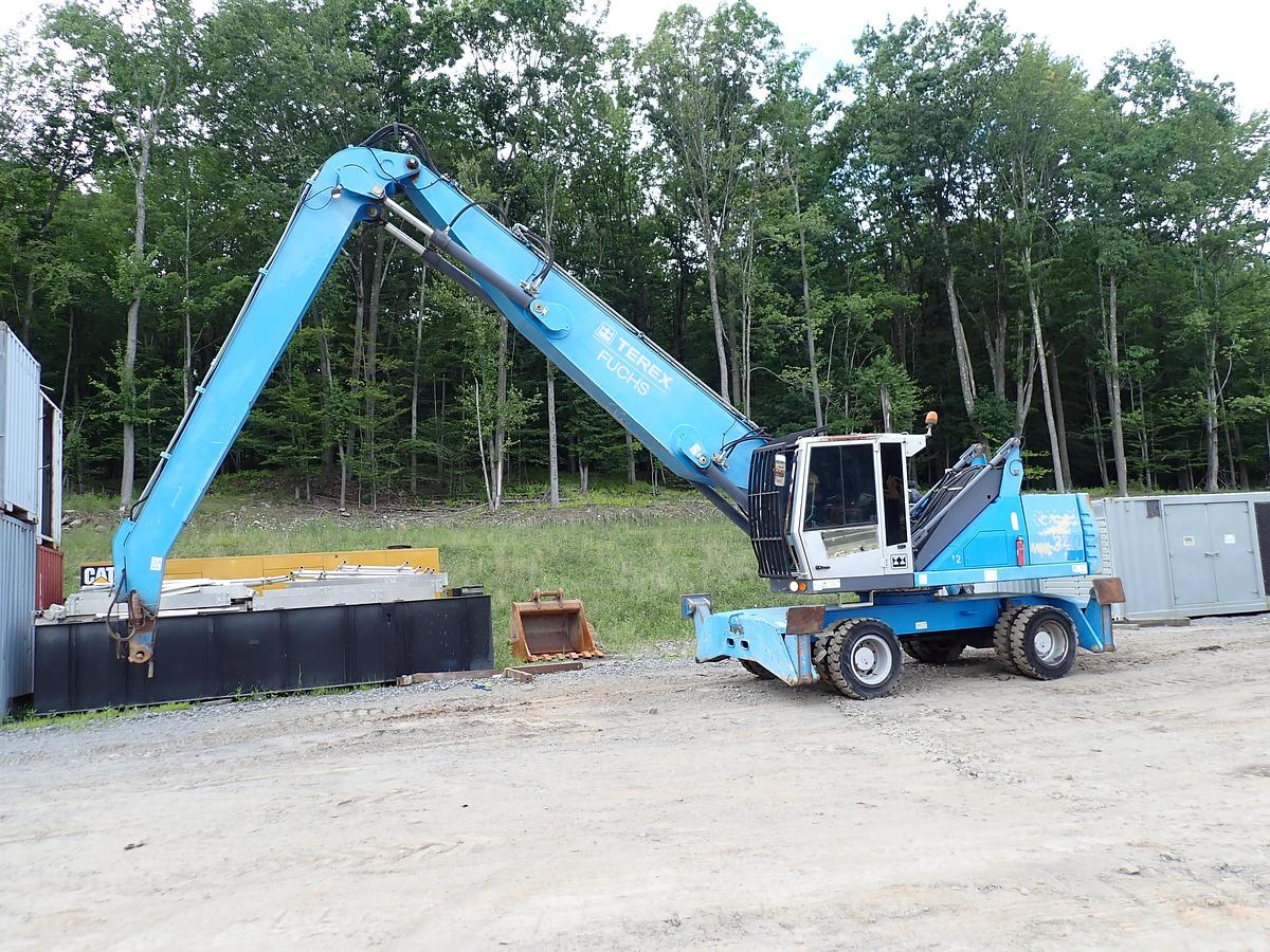 Used 2011 Fuchs MHL340 Wheeled Material Handler