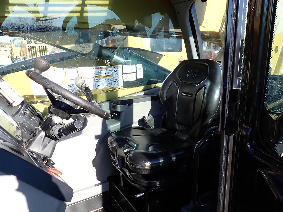 Used 2019 CAT TL1255D