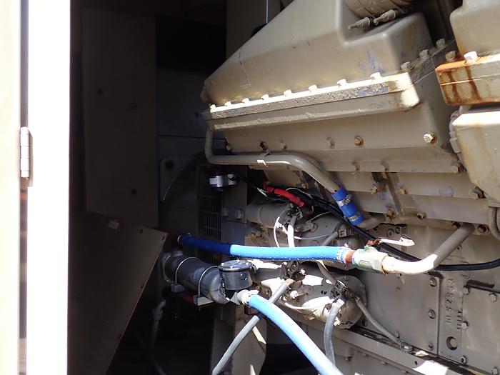 Used 1990 Cummins KTA38-G1 650 KW Generator Set CONTINUOUS DUTY