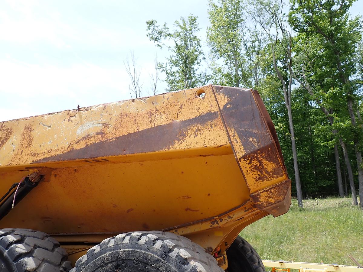 Used 2015 CAT 740B Articulated Haul Truck