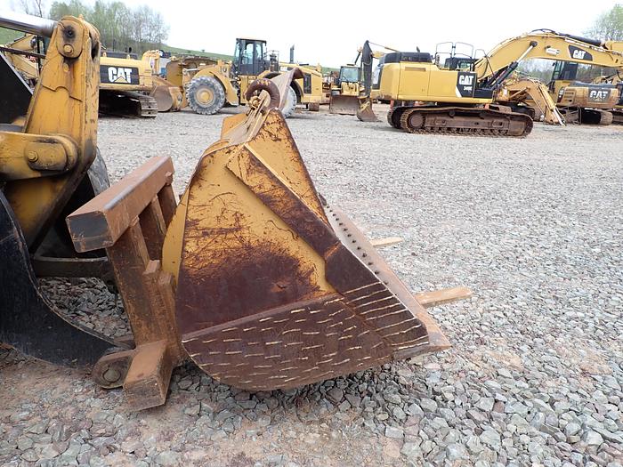 Used Dresser 530 Wheel Loader w/ FORKS & BUCKET