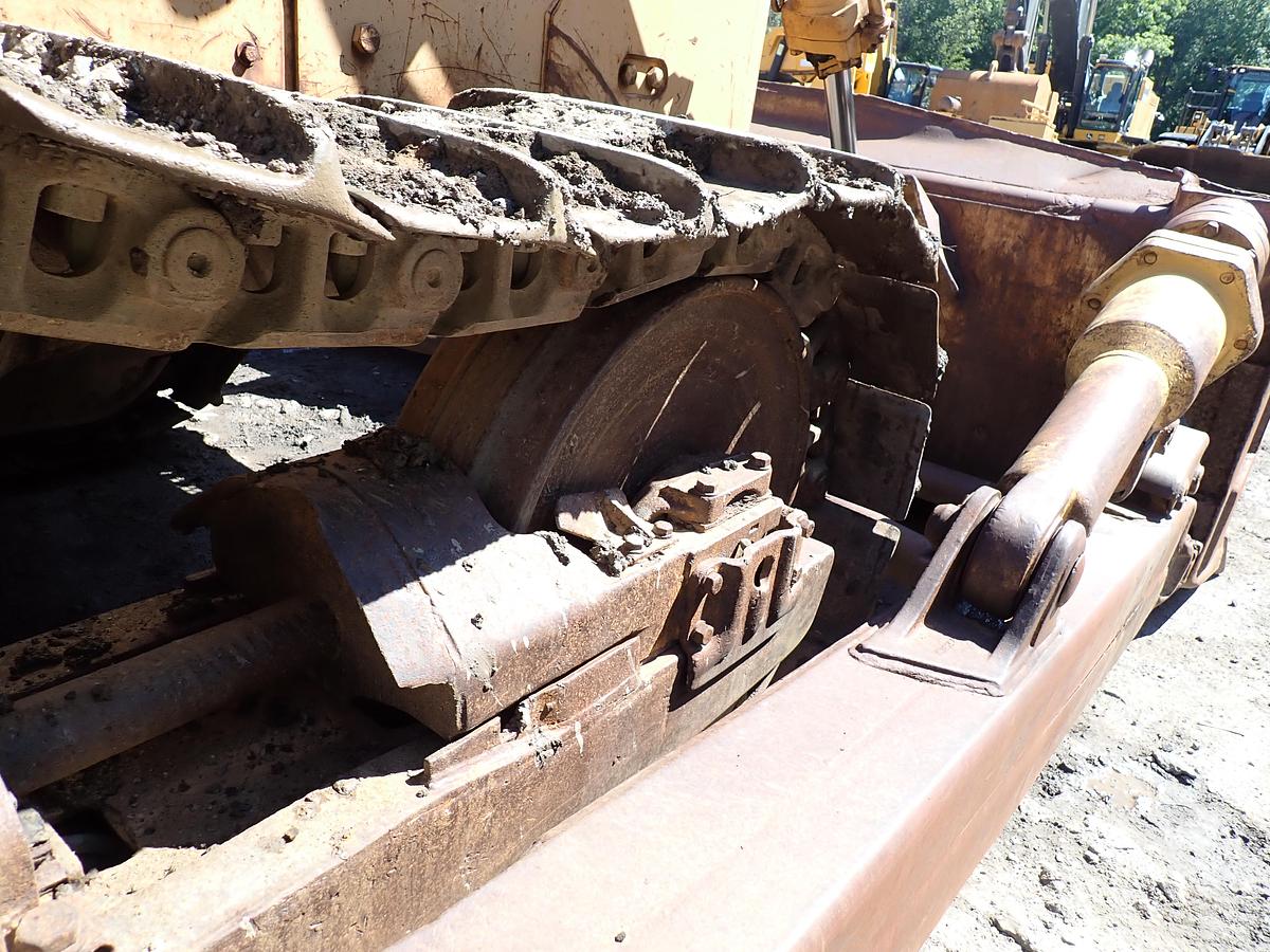 Used 1973 CAT D8H Crawler Dozer RIPPER!