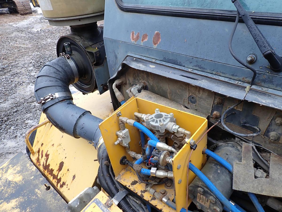 Used 2000 John Deere 300C Articulated Haul Truck