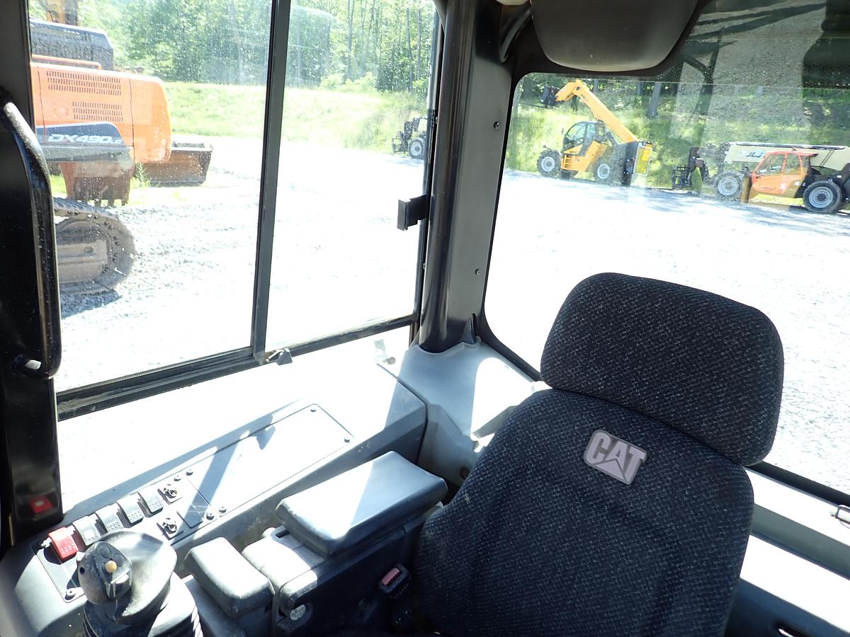 Used 2011 CAT D5K XL Crawler Dozer REBUILT ENGINE! PRE-EMISSIONS