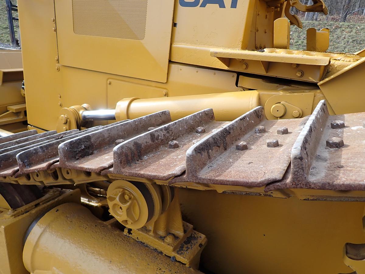 Used 1988 CAT D4H Series II Crawler Dozer