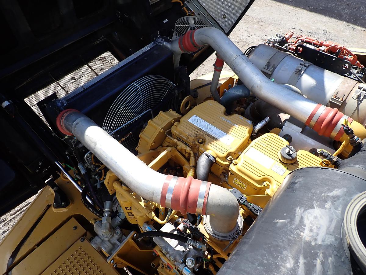 Used 2014 CAT 740B Articulated Truck