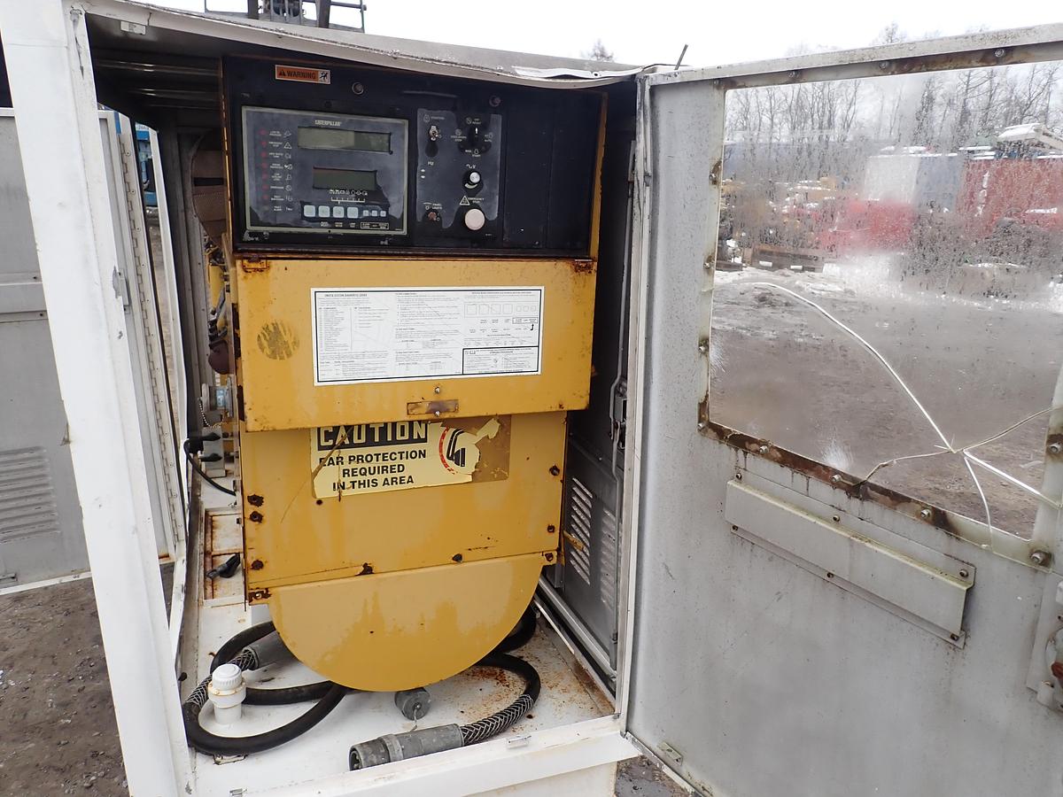 Used 1999 CAT SR4B 175 KW Generator Set