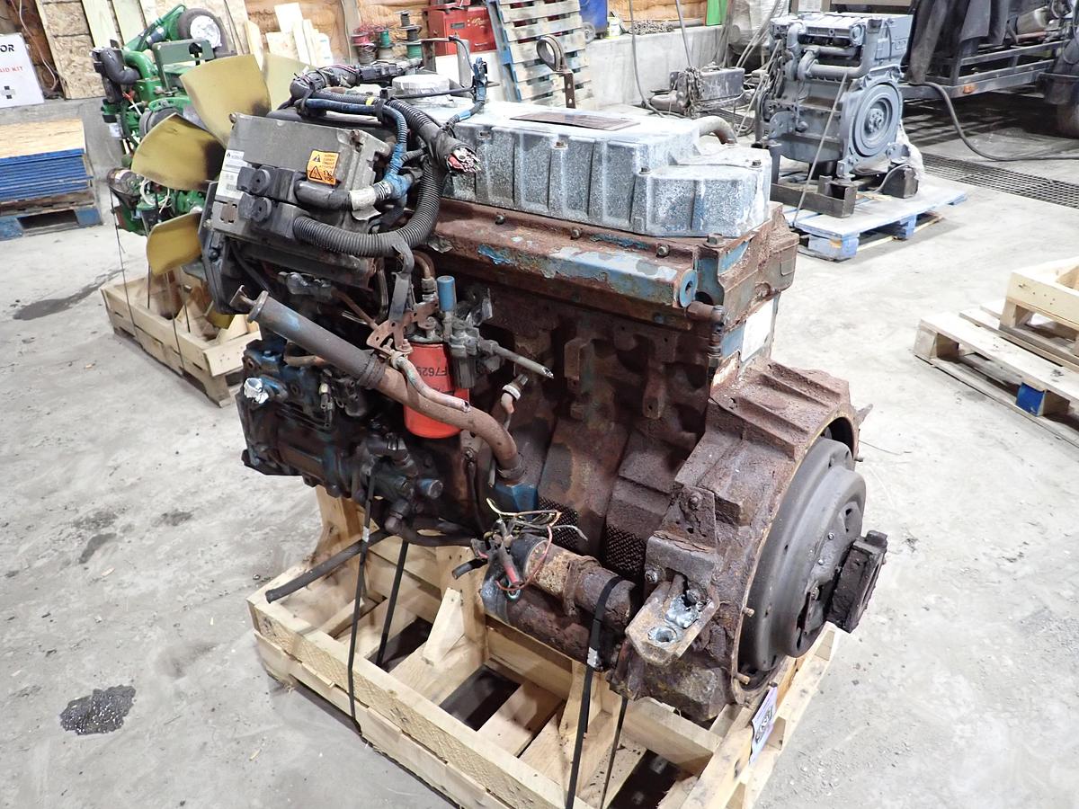 Used 1998 International DT530E Diesel Engine 275 HP 23K ORIGINAL MILES!