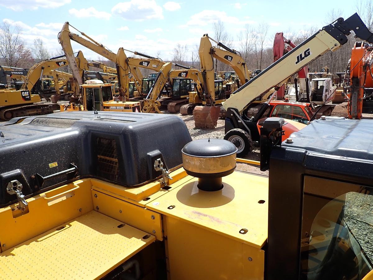 Used 2019 CAT 349FL Hydraulic Excavator 