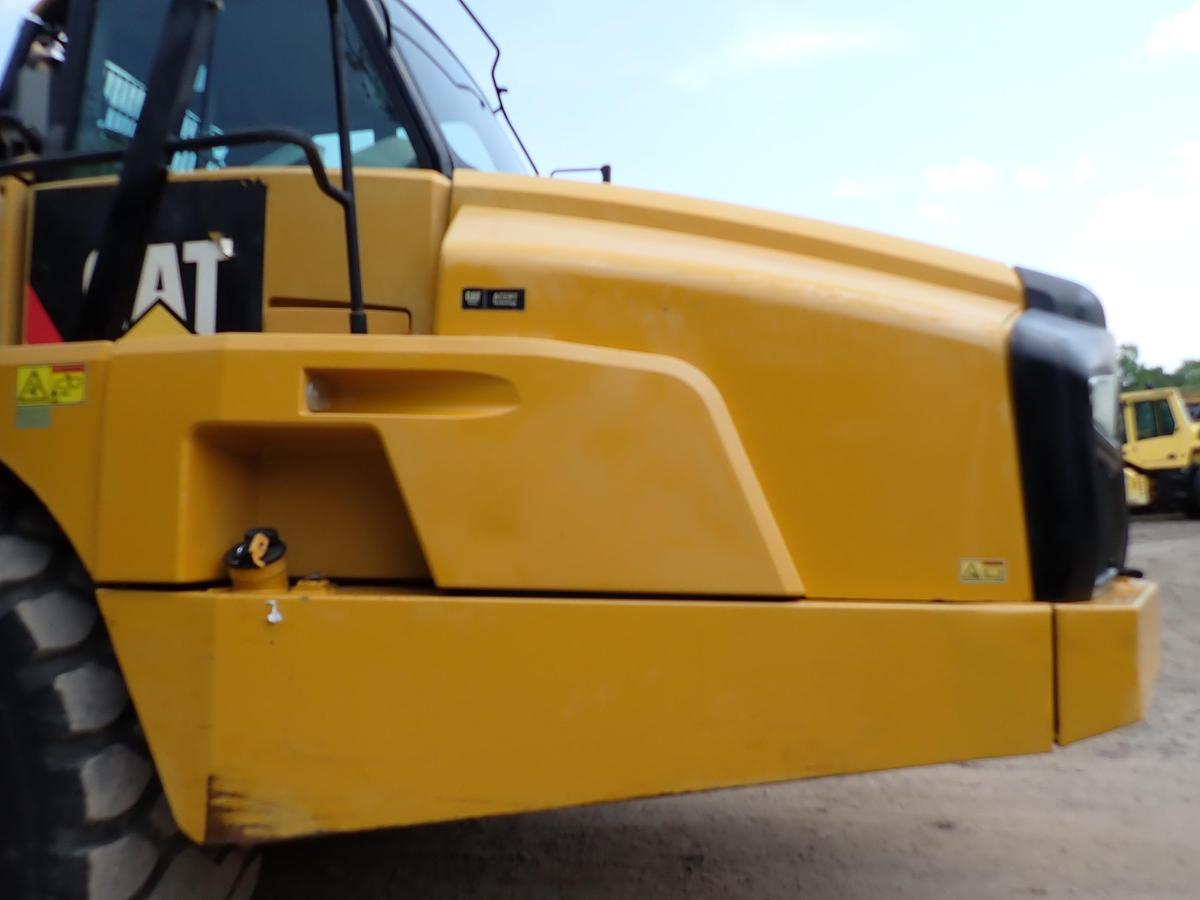 Used 2012 CAT 740B
