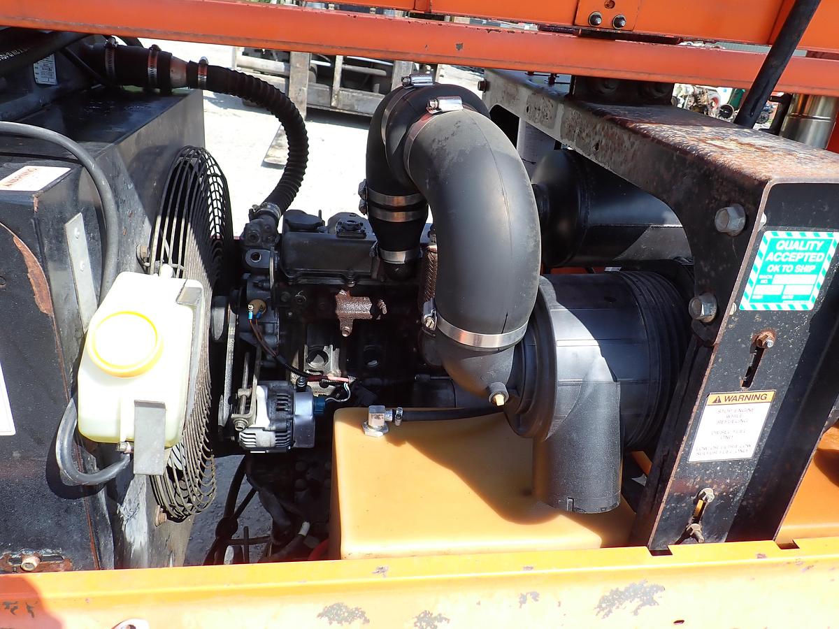 Used Sullivan Palatek DF185P3IZ 185 CFM Air Compressor ISUZU DIESEL