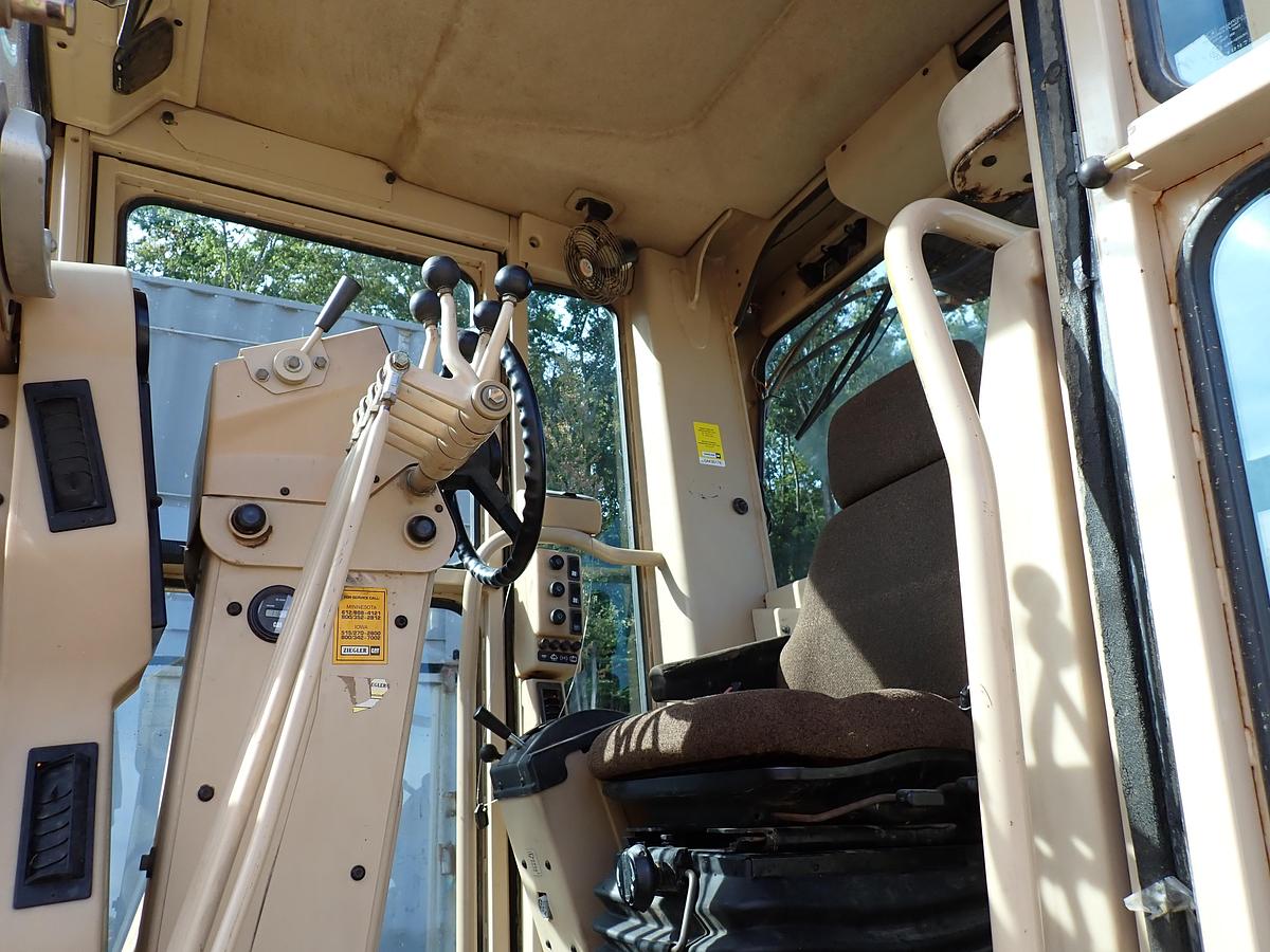 Used 1998 CAT 163H Motor Grader