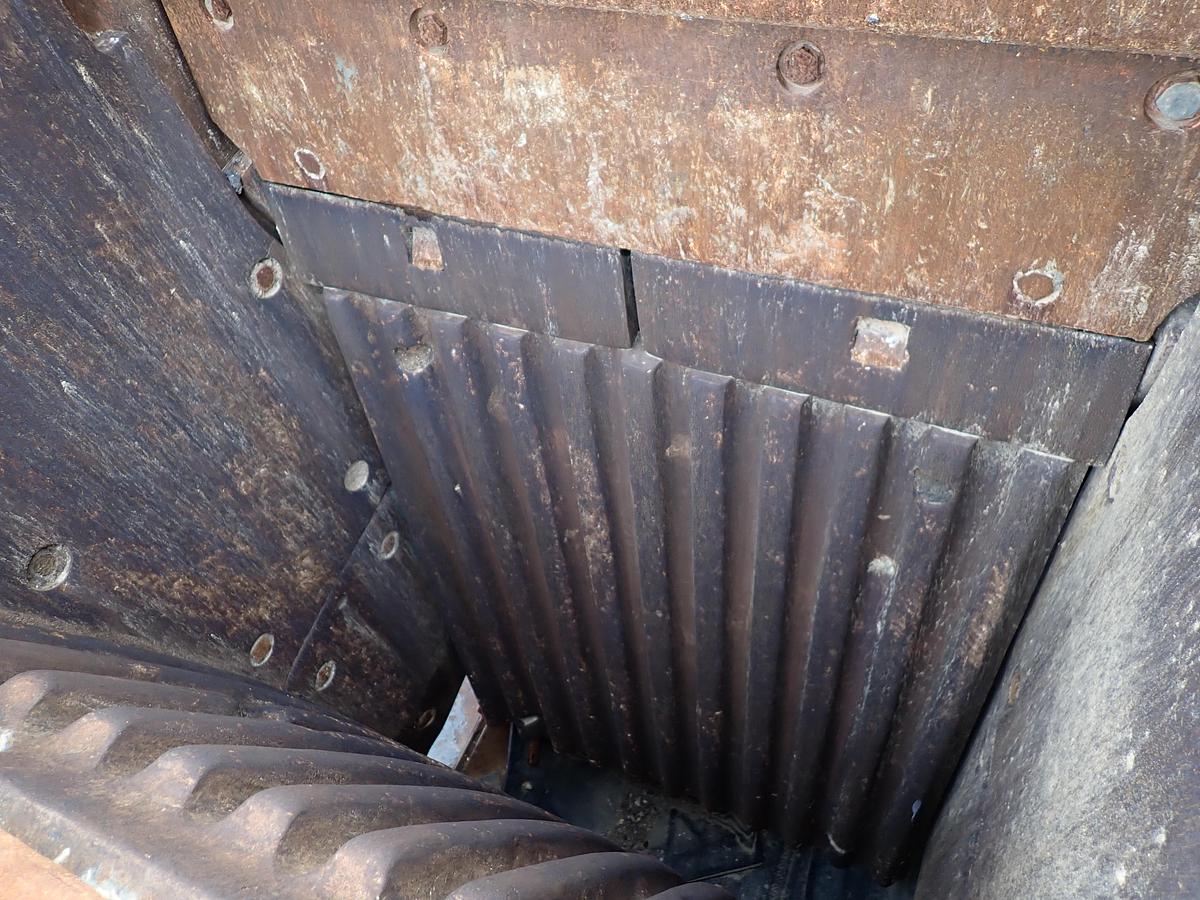 Used 2014 Sandvik QJ341 Jaw Crusher