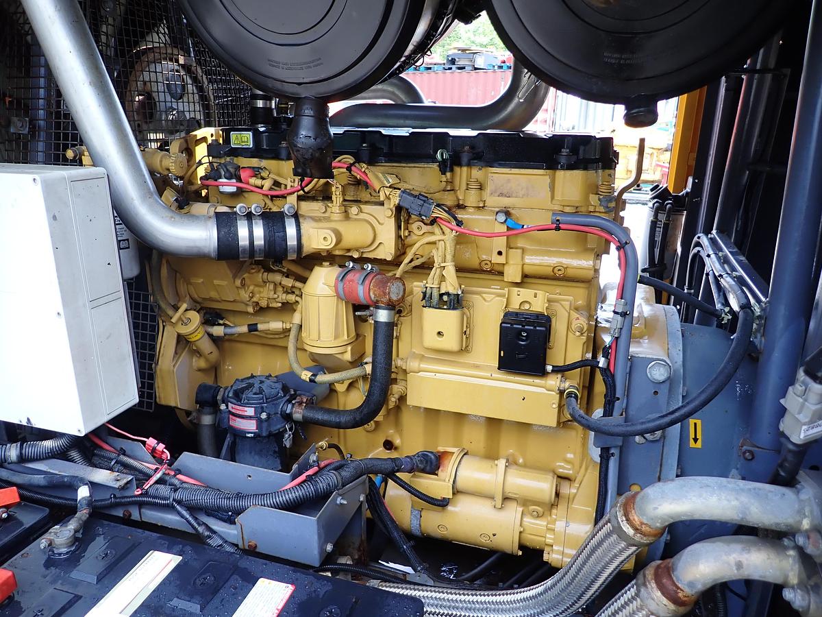 Used 2013 Atlas Copco XATS1050 CD7 1050 CFM Air Compressor
