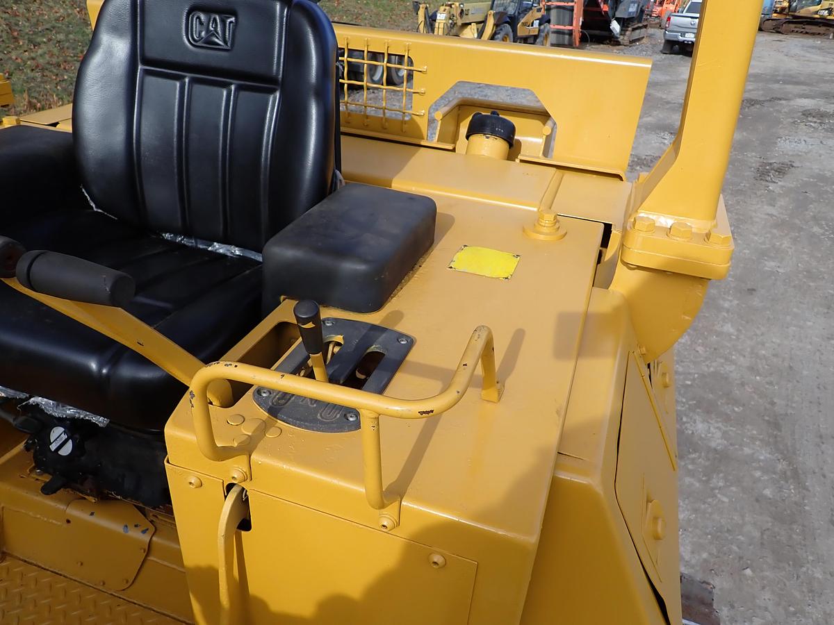 Used 1988 CAT D4H Series II Crawler Dozer