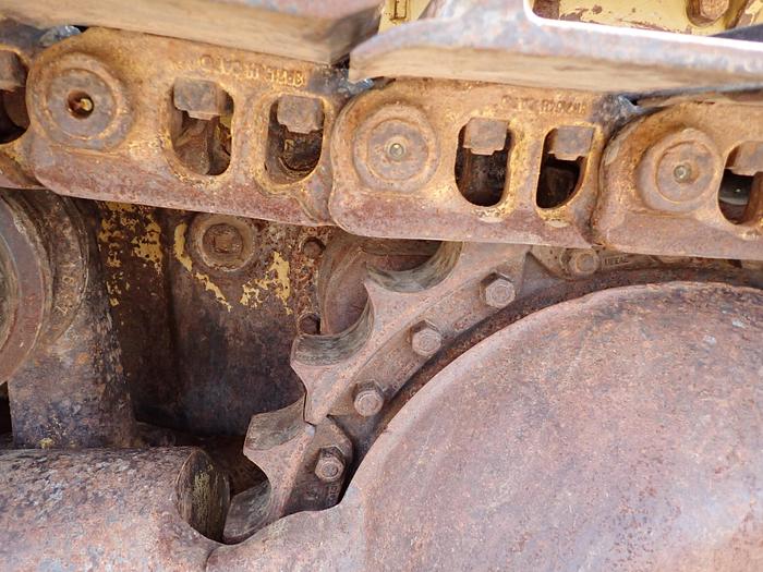 Used 1982 CAT D5B Crawler Dozer w/ CAB & WINCH 