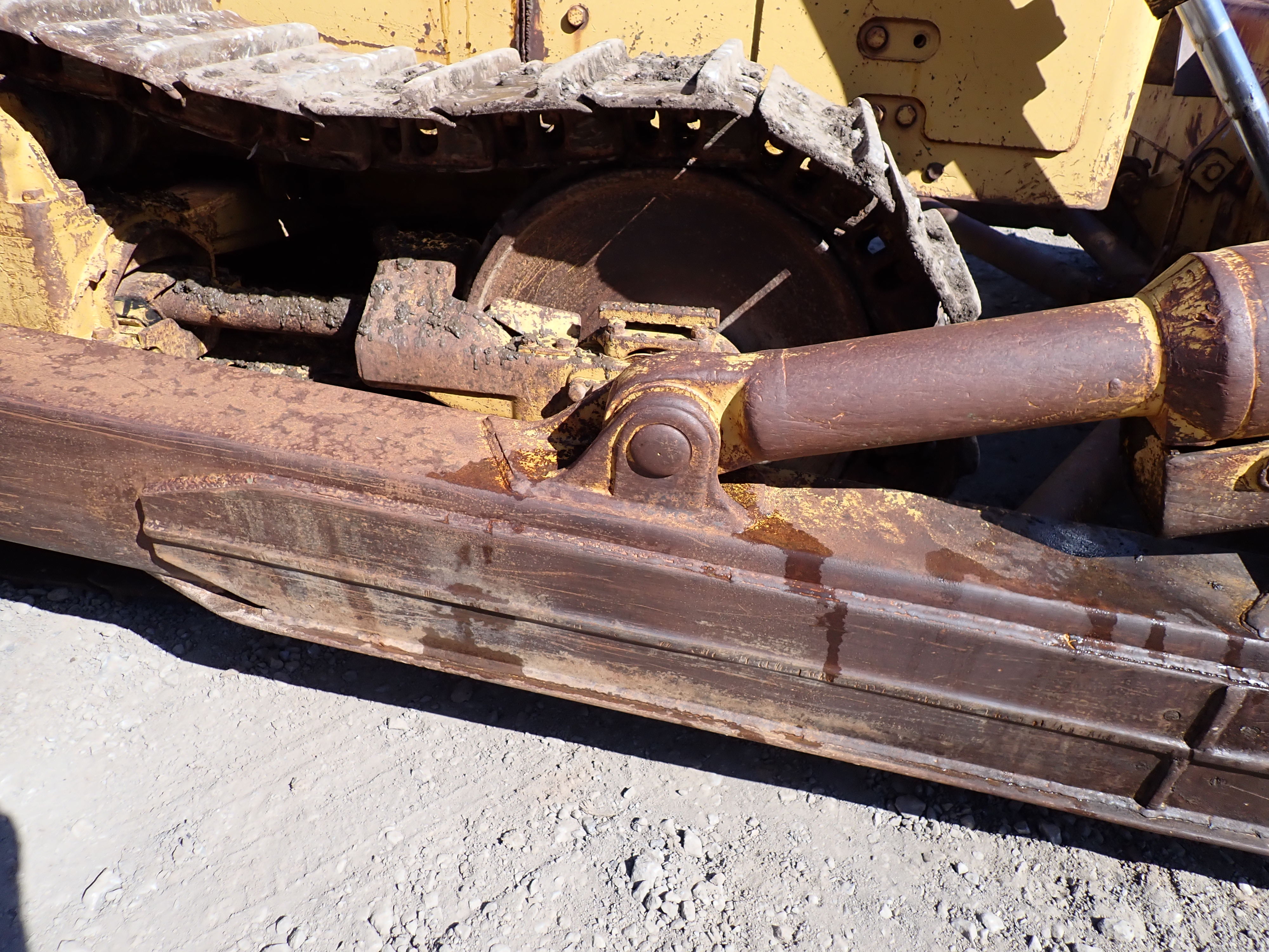 Used 1971 CAT D8H Crawler Dozer