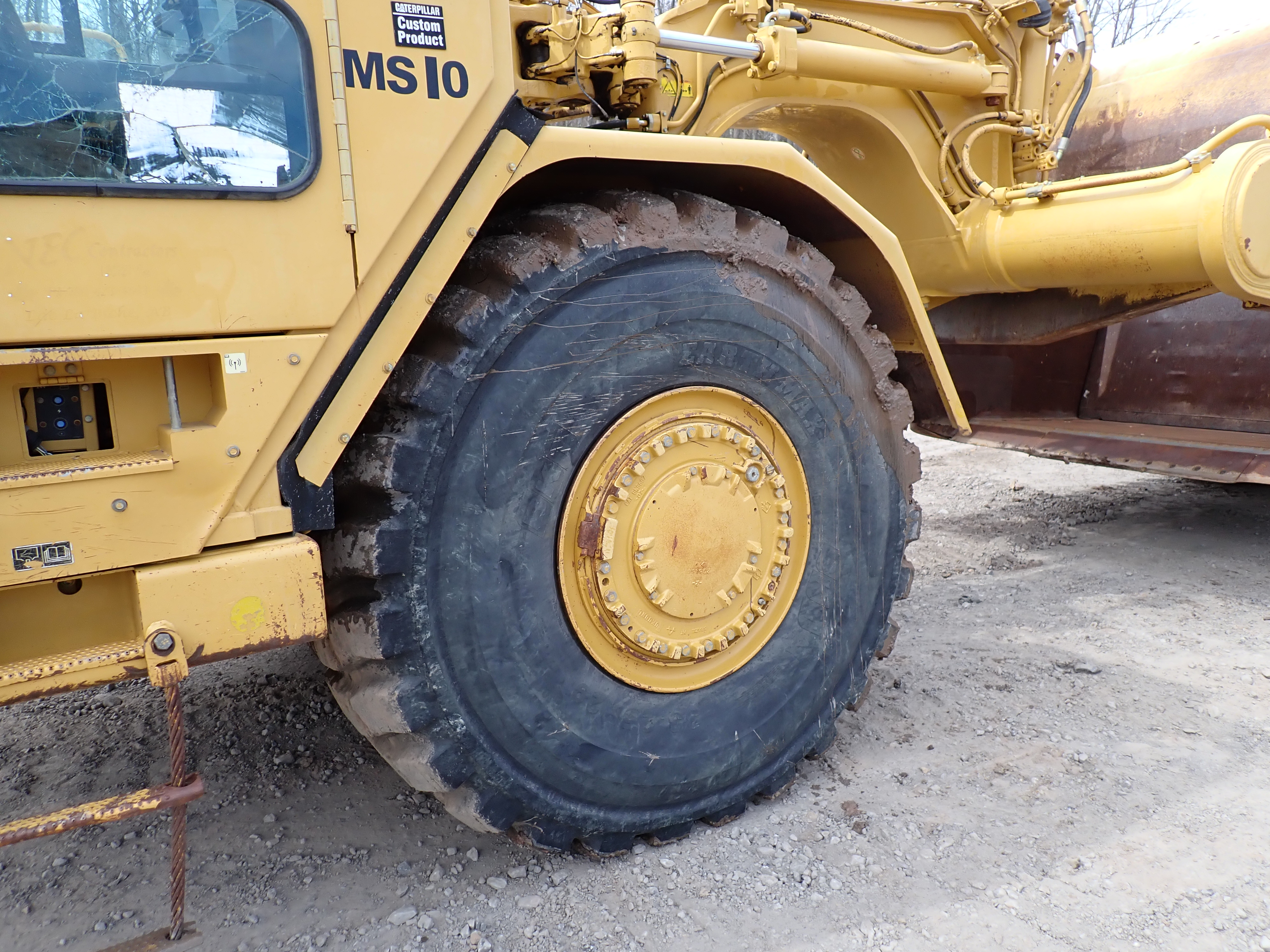 Used 2007 CAT 621G Motor Scraper