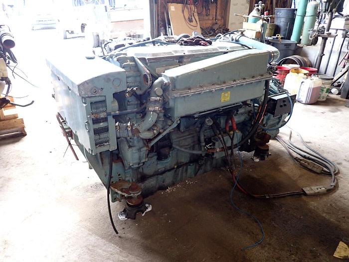 Used Detroit Diesel Series 60 14L MARINE ENGINE PAIR! 535 HP ZF 311 Propulsion 14.0