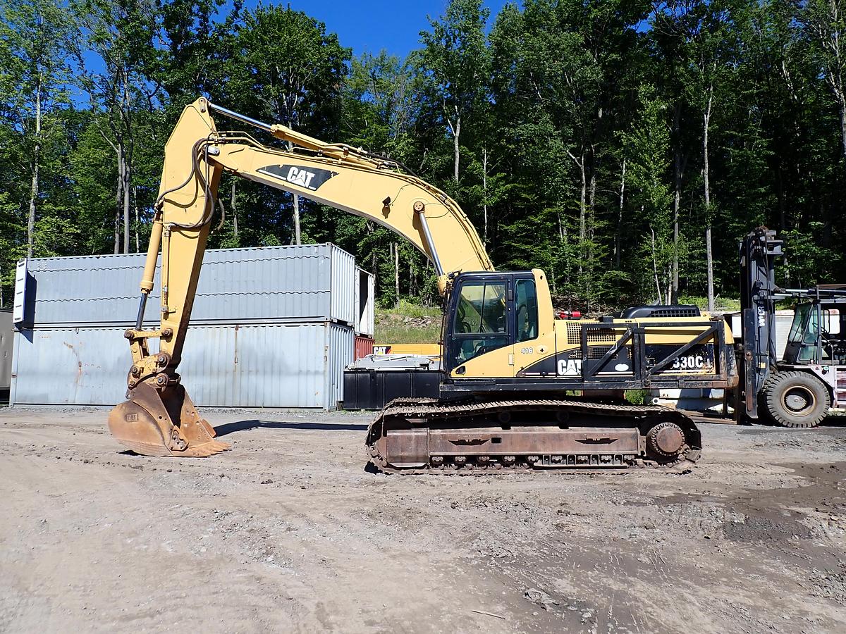 Used 2004 CAT 330CL Hydraulic Excavator