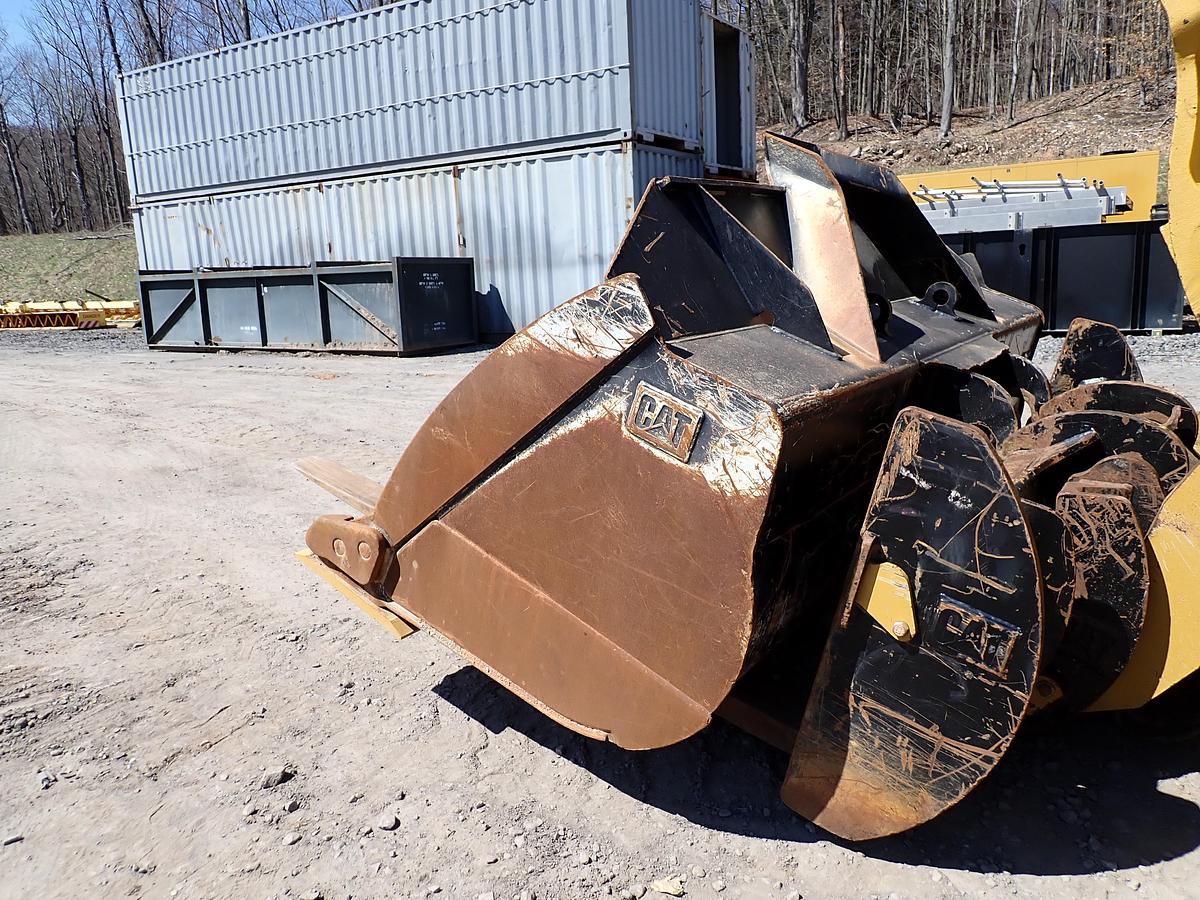 Used 2019 CAT 966M Wheel Loader Q/C & FORKS