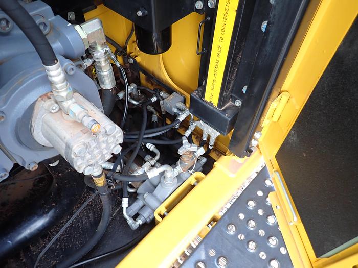 Used 2019 John Deere 470G LC Hydraulic Excavator Q/C Aux. Hydraulics