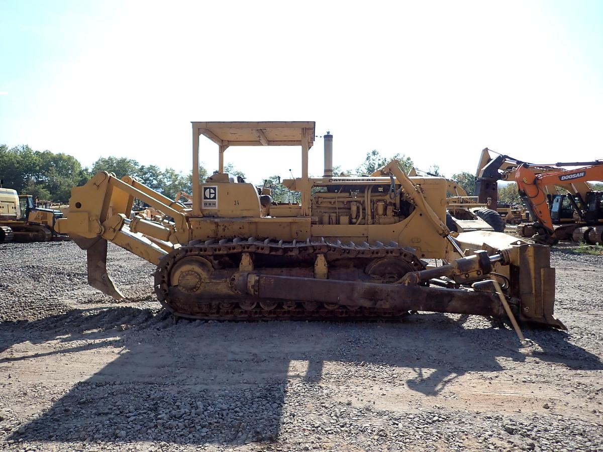 Used 1971 CAT D8H Crawler Dozer w/ RIPPER!
