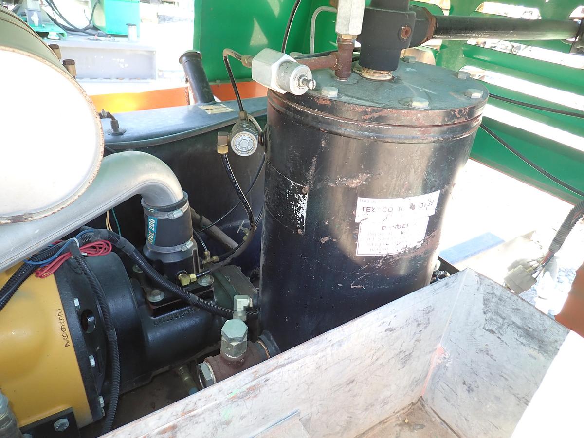 Used 2006 Sullivan Palatek D185Q 185 CFM Portable Air Compressor