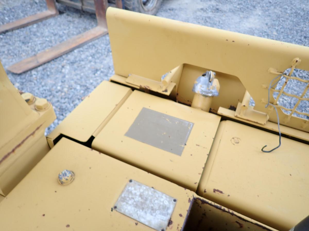 Used 1989 CAT D4H Series II Crawler Dozer 