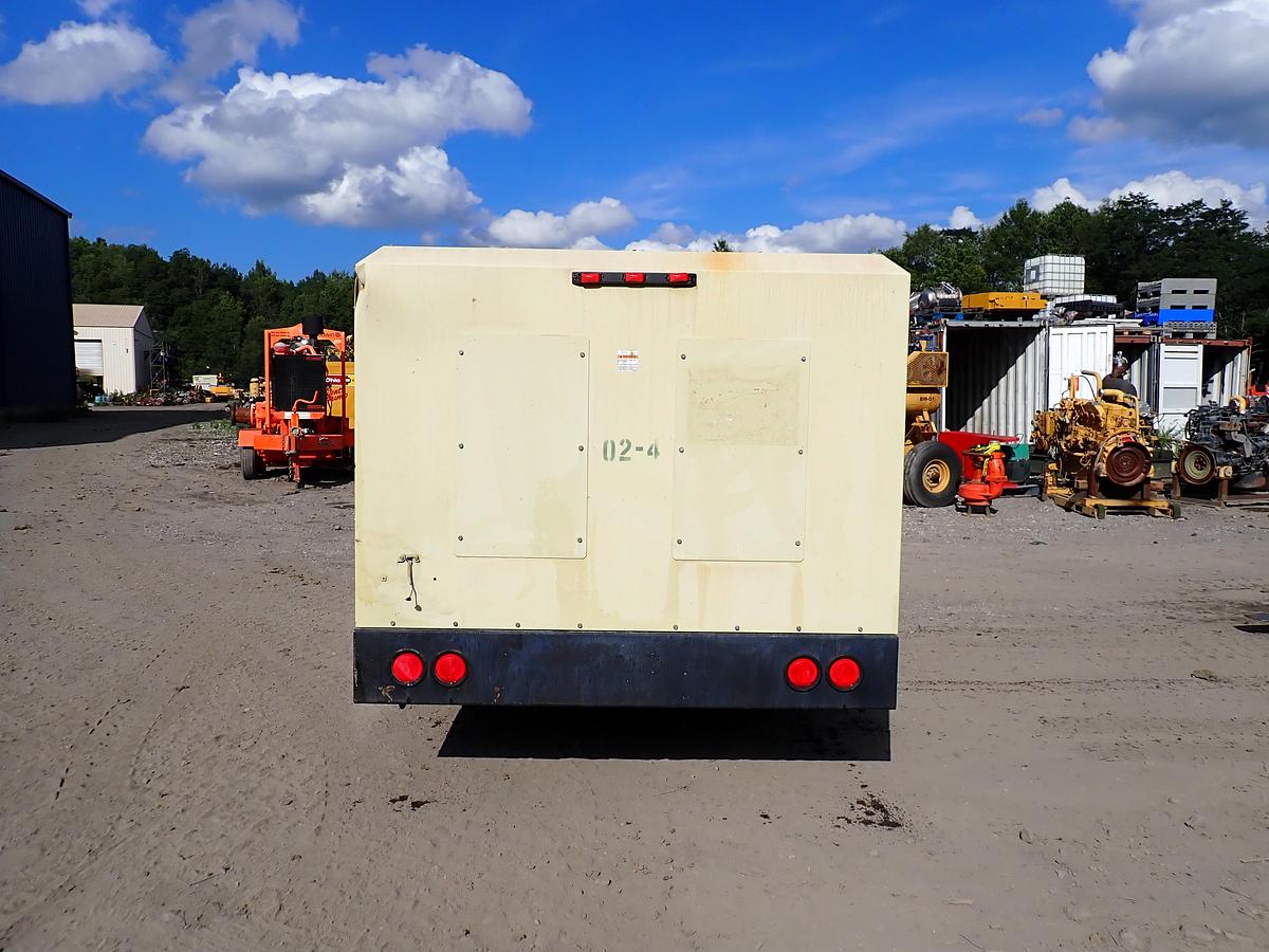 Used 2015 Doosan XP825WCU 825 CFM Portable Air Compressor