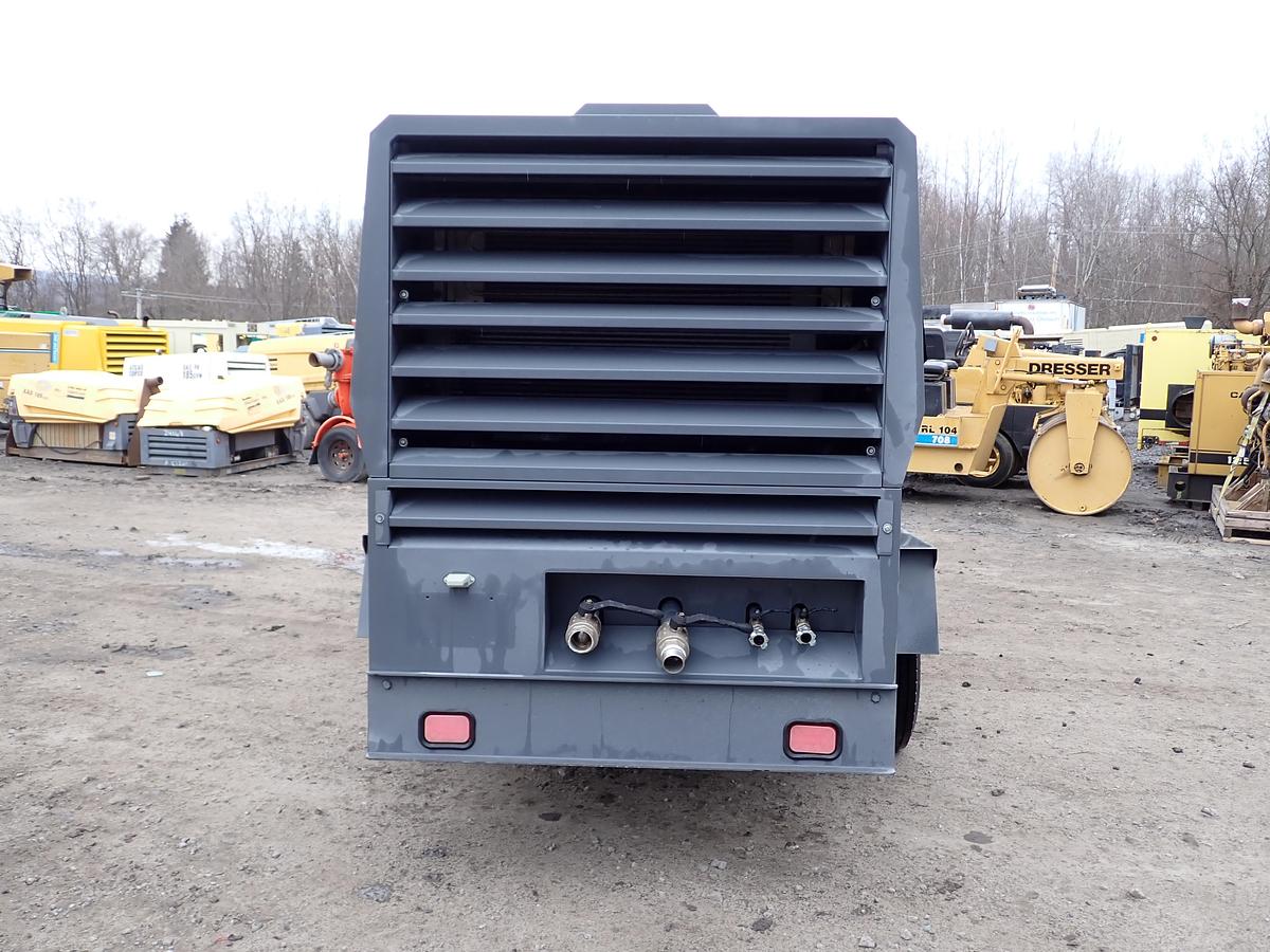 Used 2020 Atlas Copco XAS950 PD8 950 CFM Air Compressor