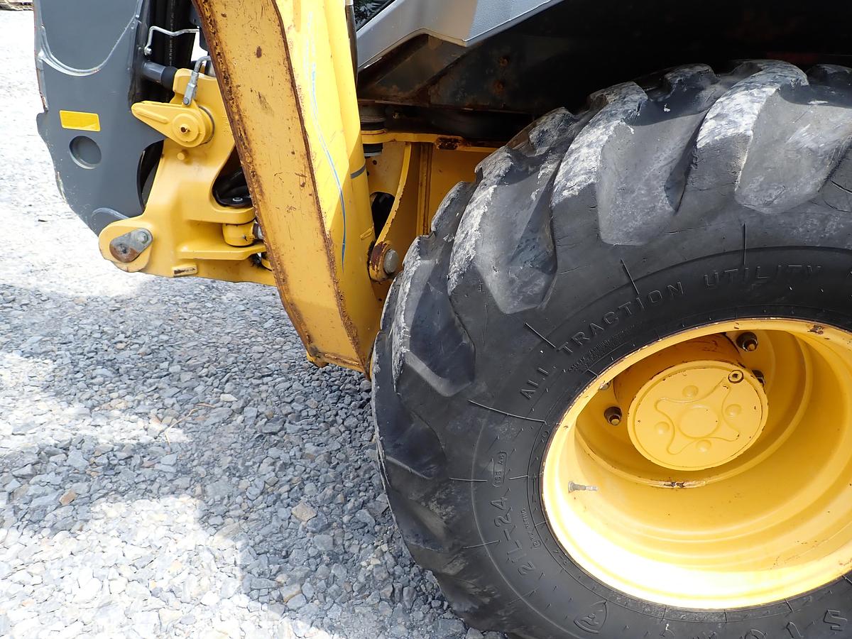 Used 2018 John Deere 410L Loader Backhoe LOADED! Q/C FORKS EXTENDAHOE