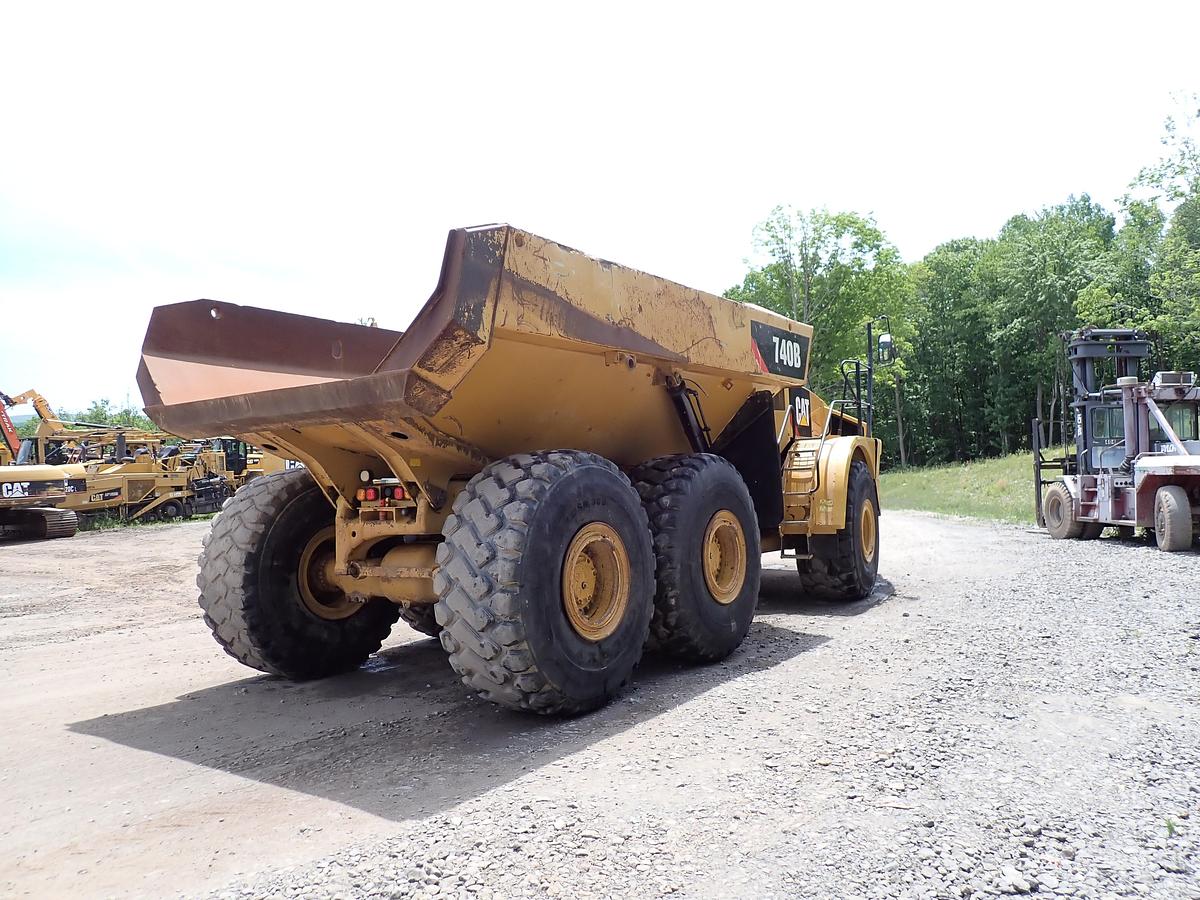 Used 2015 CAT 740B Articulated Haul Truck