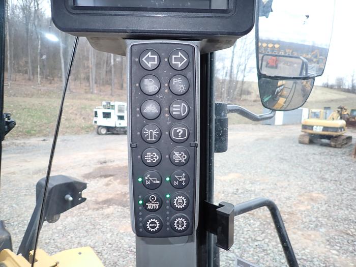 Used 2019 CAT 950M Wheel Loader
