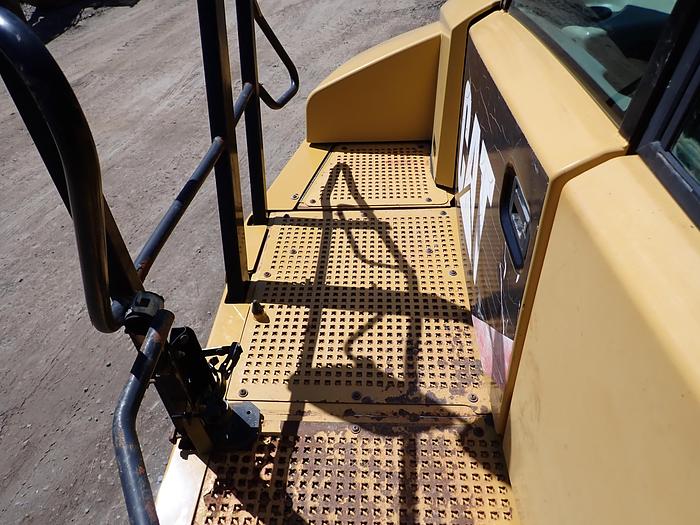 Used 2014 CAT 740B