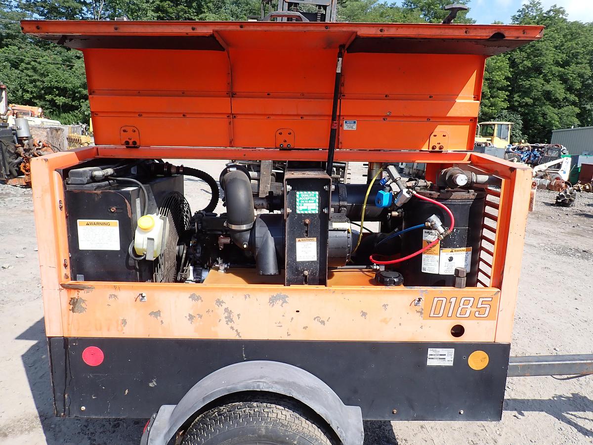 Used Sullivan Palatek DF185P3IZ 185 CFM Air Compressor ISUZU DIESEL