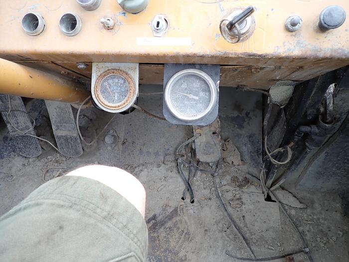 Used Dresser 530 Wheel Loader w/ FORKS & BUCKET