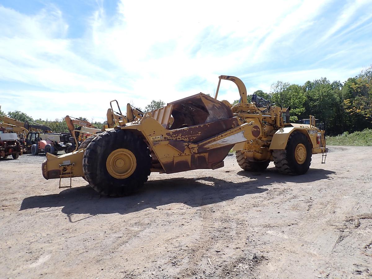 Used 2004 CAT 621G Motor Scraper
