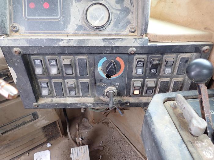 Used 1994 CAT 621F 8000 Gallon Water Wagon