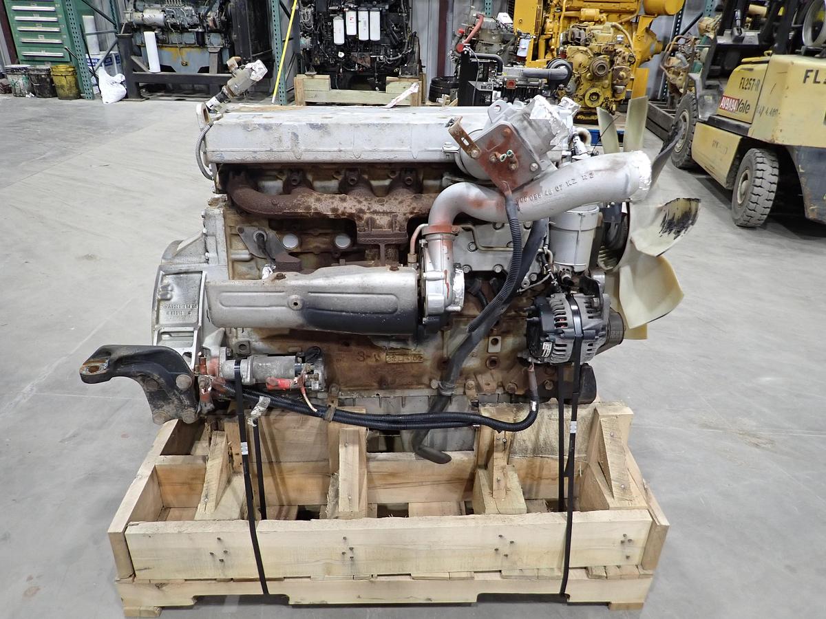 Used 2002 Mercedes OM906LA Diesel Truck Engine 210 HP