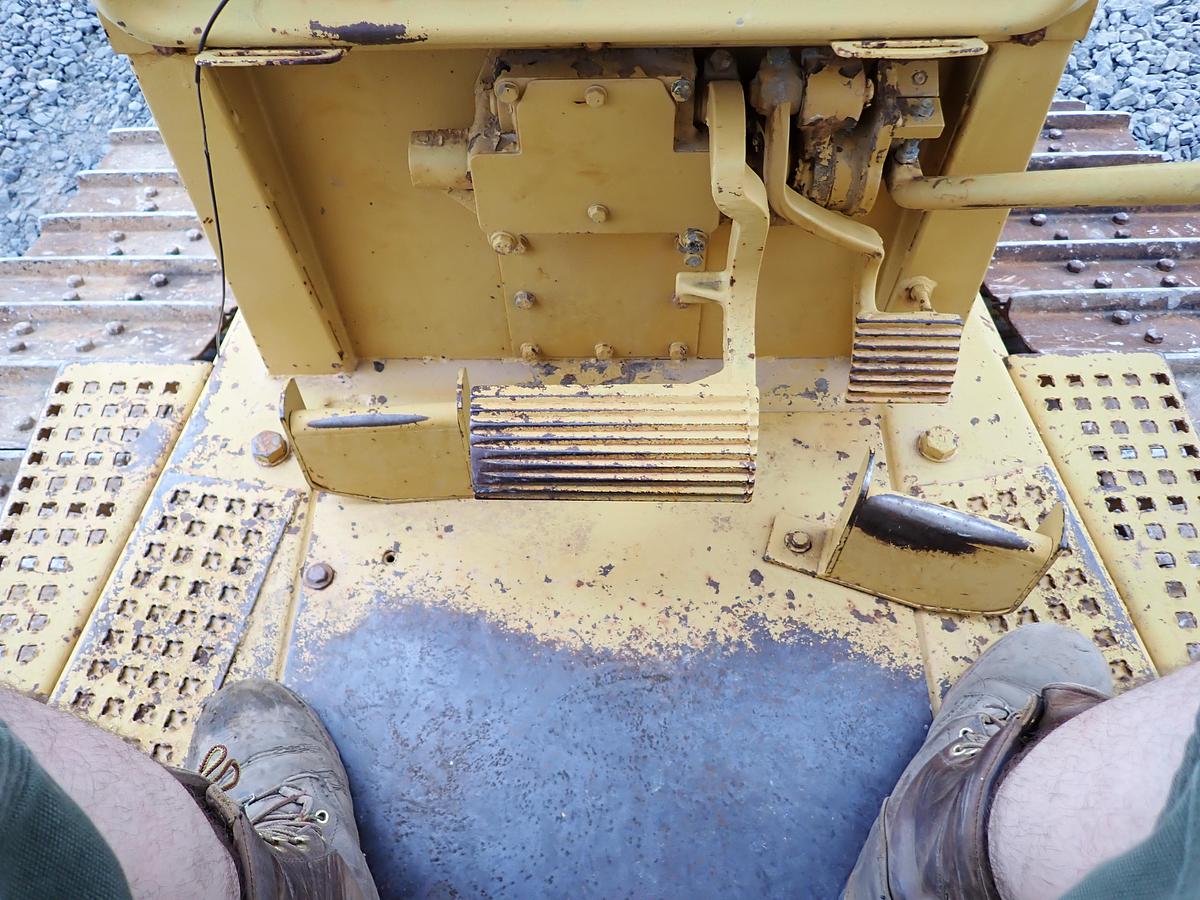 Used 1989 CAT D4H Series II Crawler Dozer 