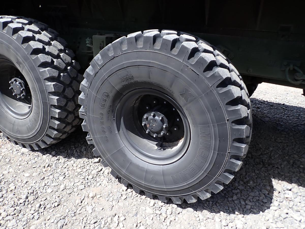 Used 1985 Oshkosh M985 8x8 HEMTT