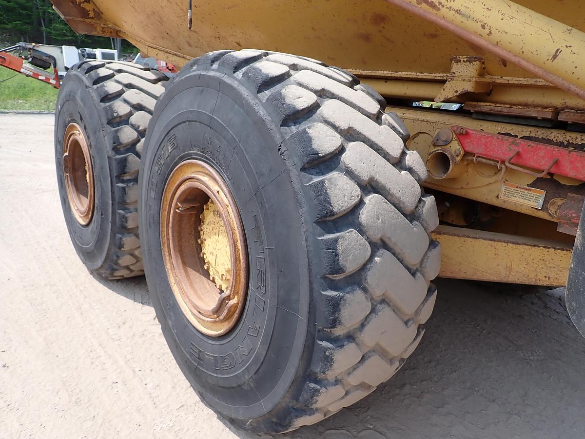 Used 2003 CAT 735