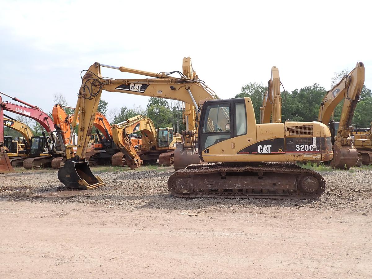 Used 2001 CAT 320CL Hydraulic Excavator
