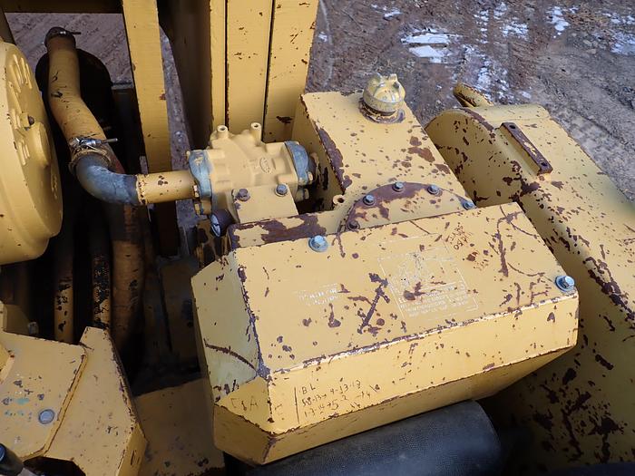 Used 1980 Caterpillar 571G