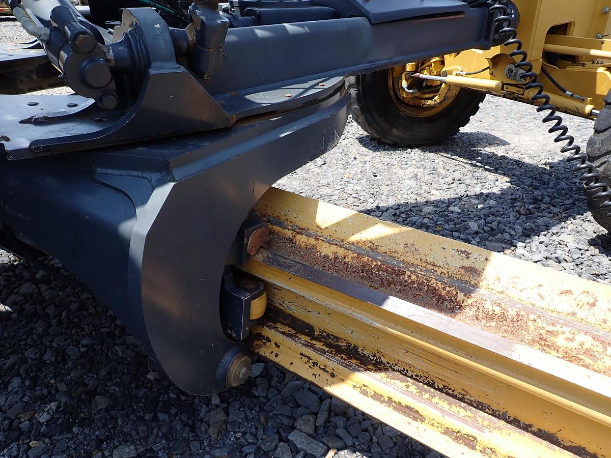 Used 2016 John Deere 772GP Motor Grader w/ GPS