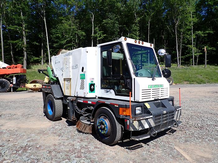 Used 2015 Global M4 Sweeper