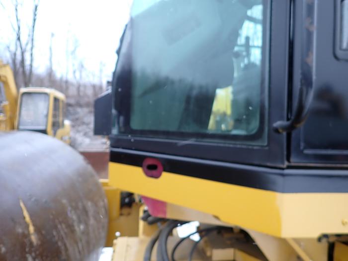 Used 2007 Caterpillar CS-563E Vibratory Compactor