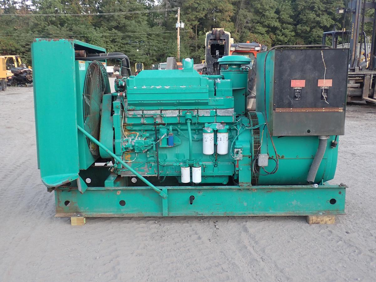 Used 1986 Onan 400.0DFN 400 KW STANDBY Generator